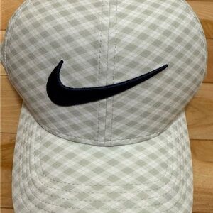 Nike Golf Aerobill Classic 99 Plaid Printed Adjustable Hat Cap